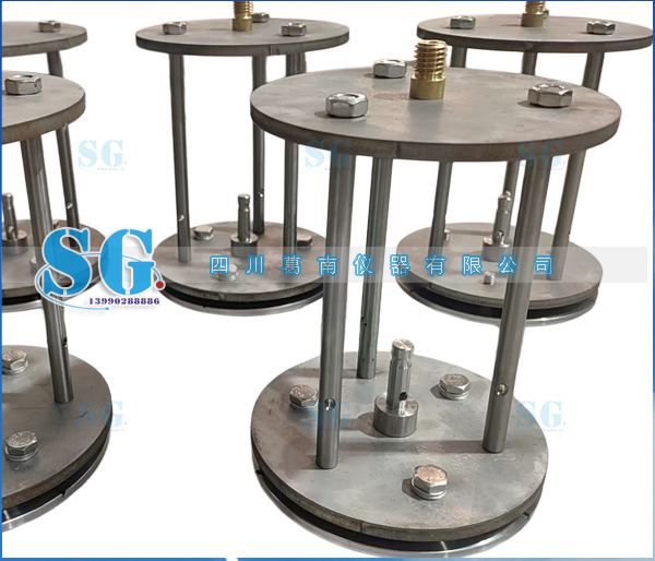 GNSS表面位移人工与自动化组盒基座